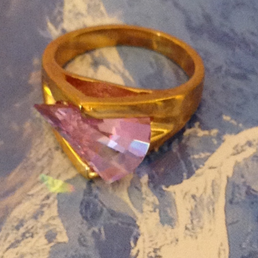 Lavender Pink Ring Rose Gold Color Setting Size 6 Very Unique
